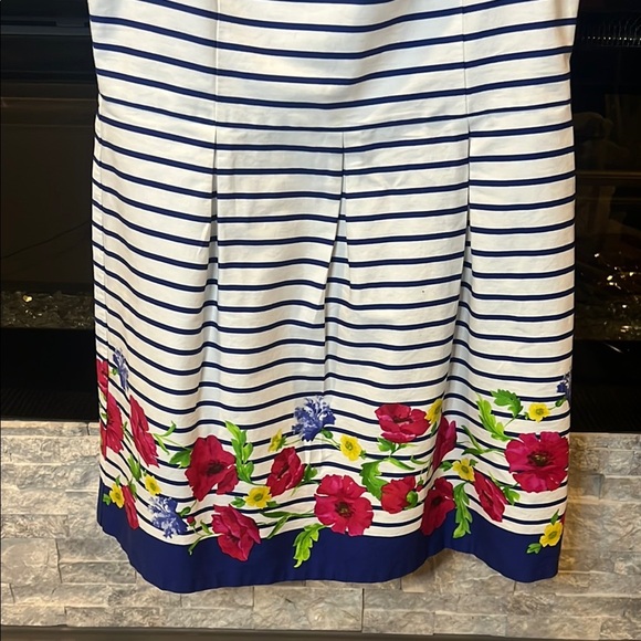 Chaps Navy and White striped A-Line floral Dress size 12 - Picture 4 of 10